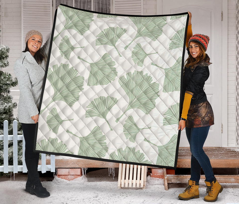 Ginkgo Leaves Pattern Premium Quilt