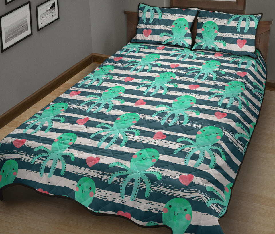 Cute octopuses heart striped background Quilt Bed Set