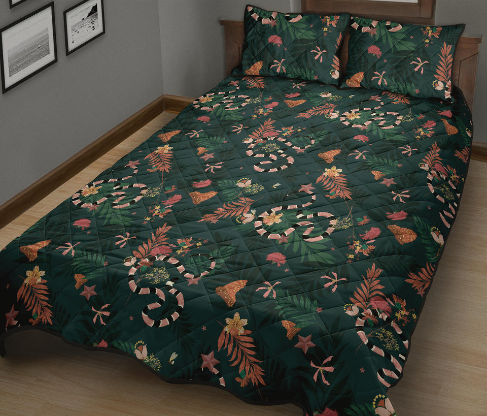 Snake forest pattern Quilt Bed Set