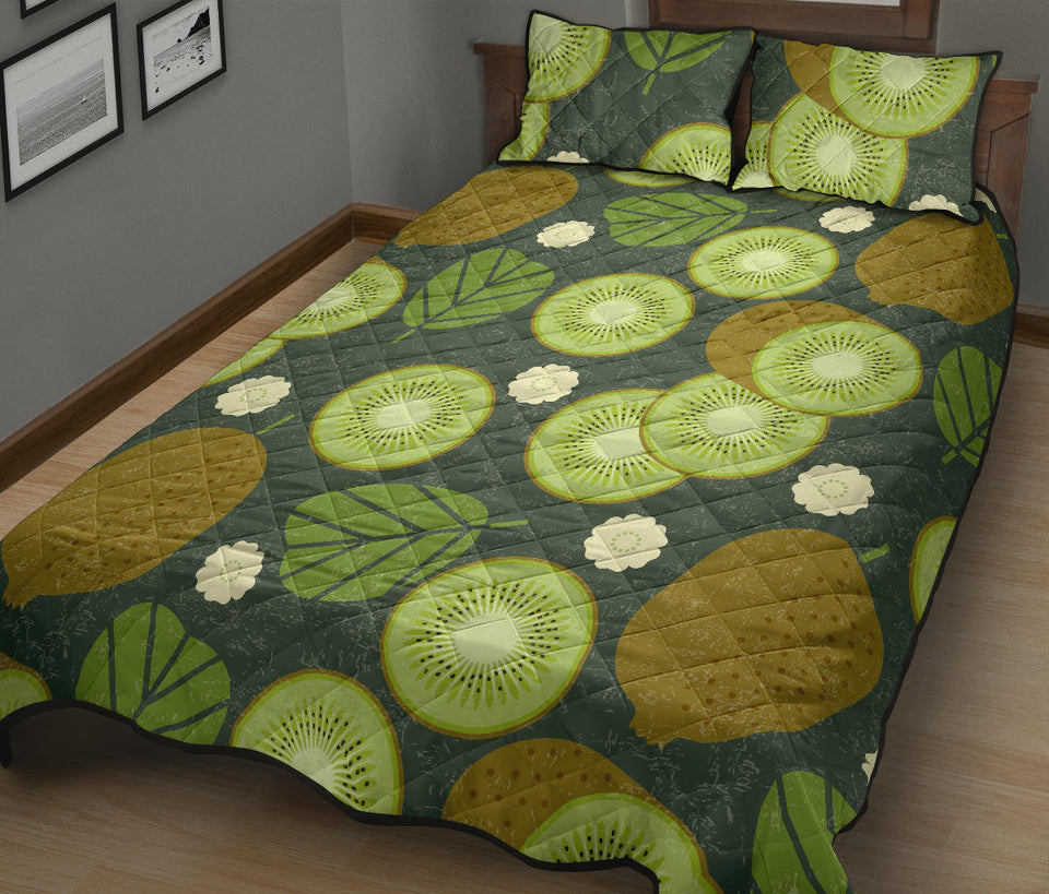 Whole sliced kiwi leave and flower Quilt Bed Set