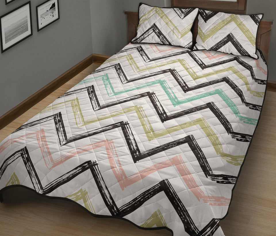 zigzag  chevron paint pattern Quilt Bed Set