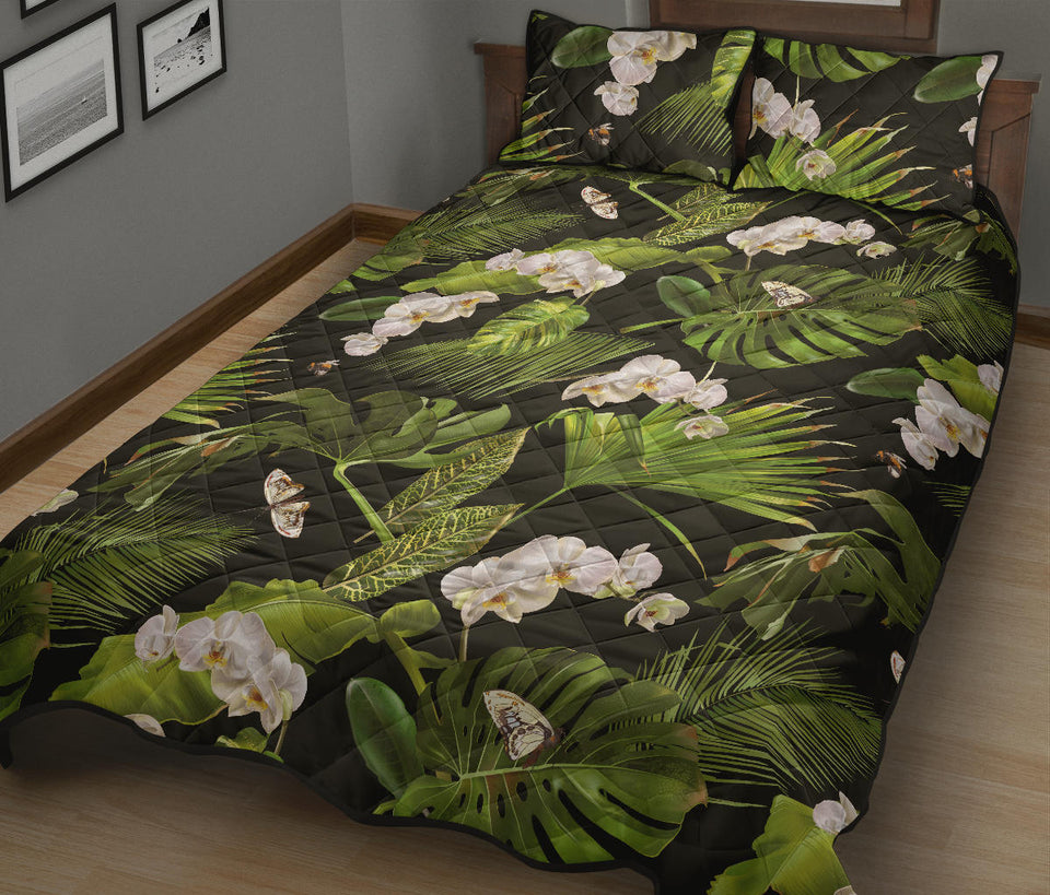 White orchid flower tropical leaves pattern blackground Quilt Bed Set