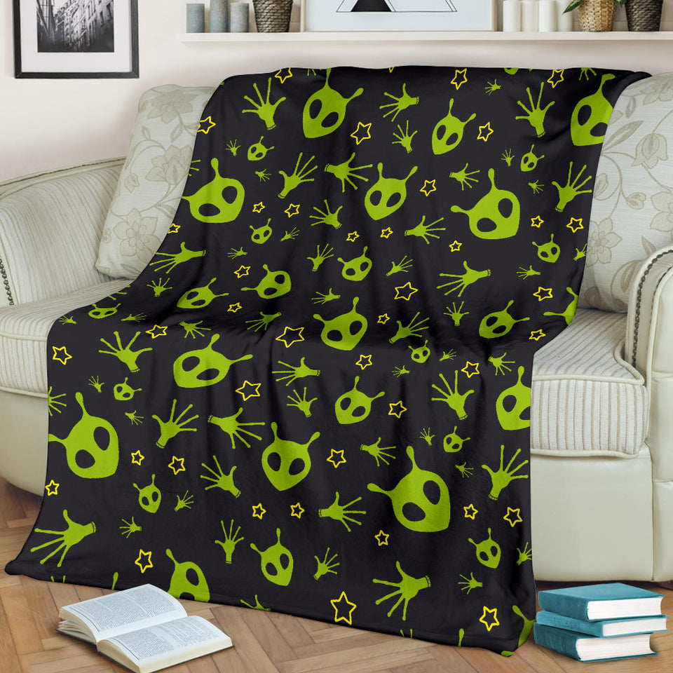 Alien Pattern Print Design 02 Premium Blanket