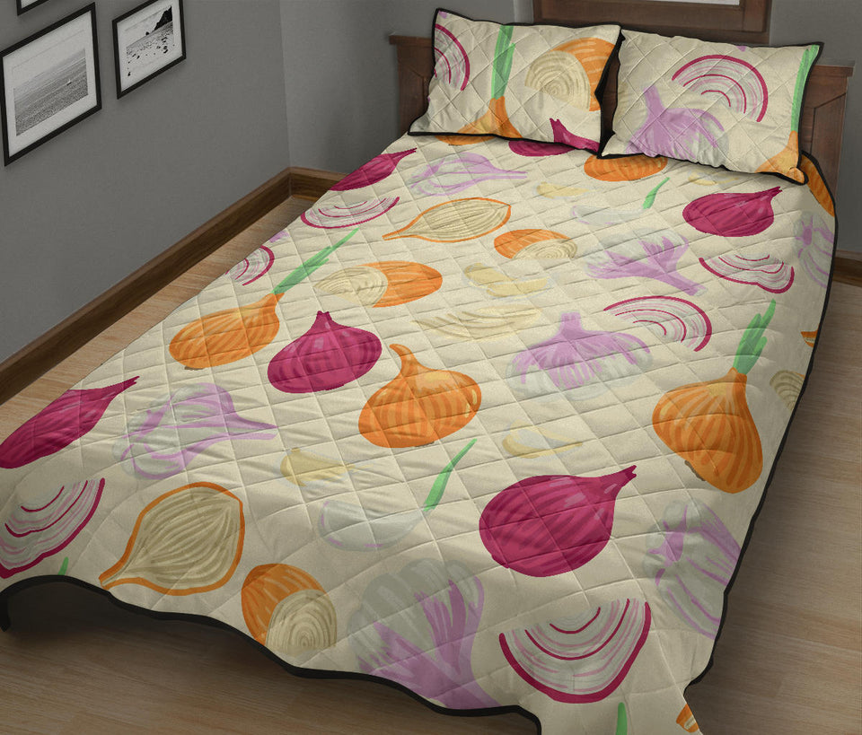 Onion garlic white red pattern Quilt Bed Set