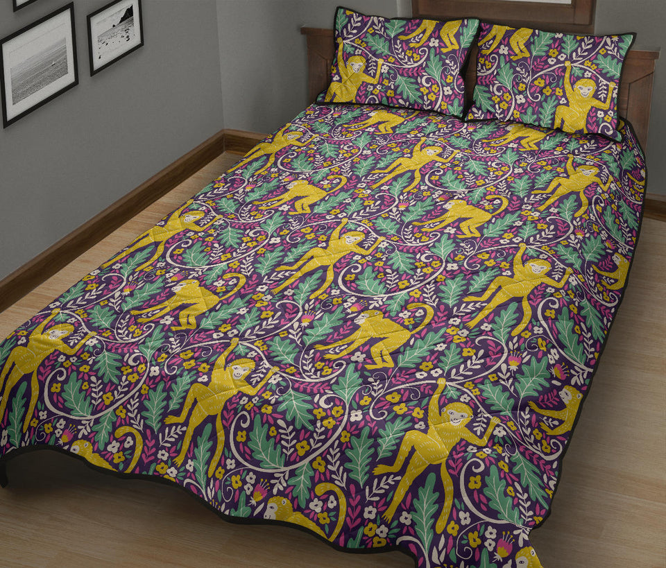 Cute yellow monkey leaves pattern Quilt Bed Set