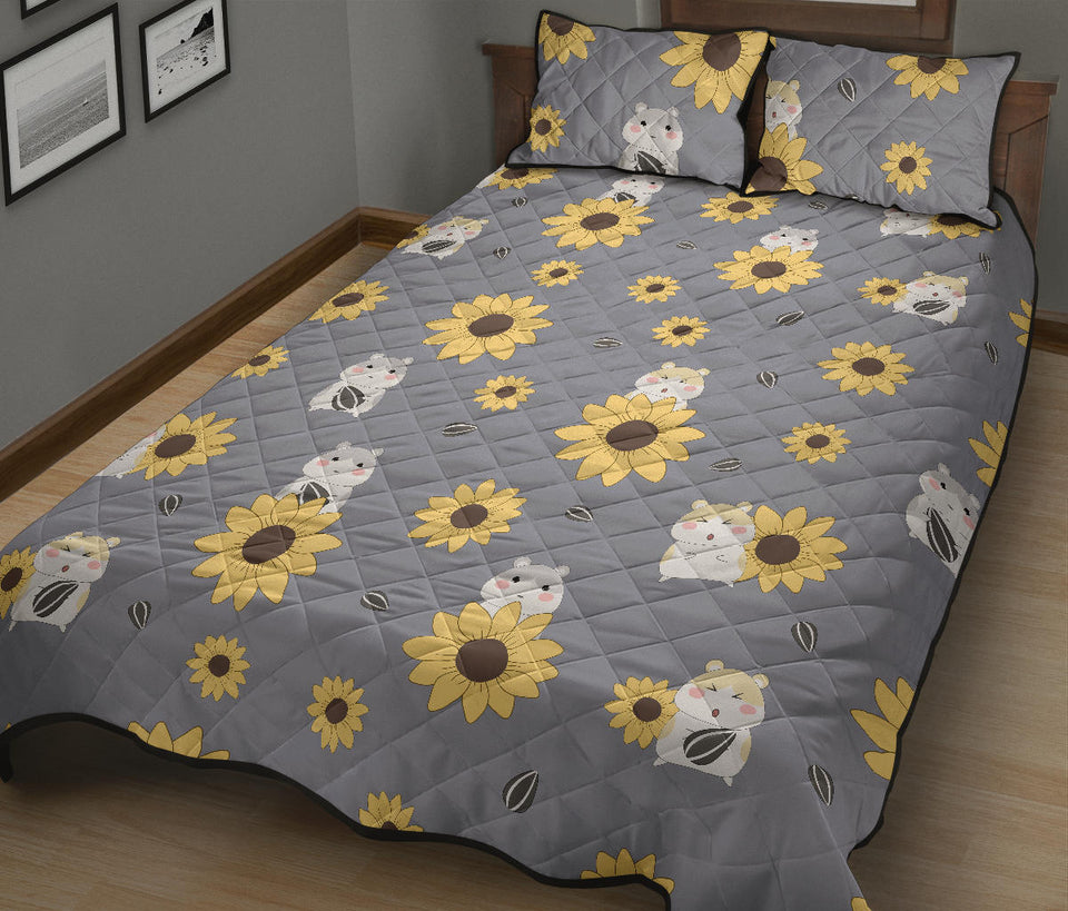Cute hamster sunflower pattern background Quilt Bed Set