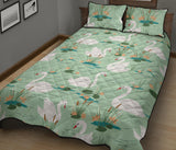 White swan lake pattern Quilt Bed Set