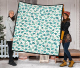 Green Ginkgo Leaves Pattern Premium Quilt