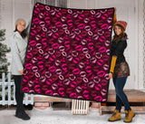 Lips Pattern Print Design 03 Premium Quilt