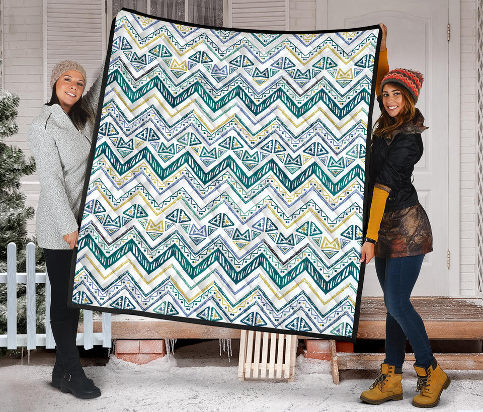 Zigzag  Chevron Paint Design Pattern Premium Quilt