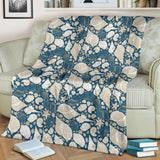 Shell Polynesian Tribal Design Pattern Premium Blanket