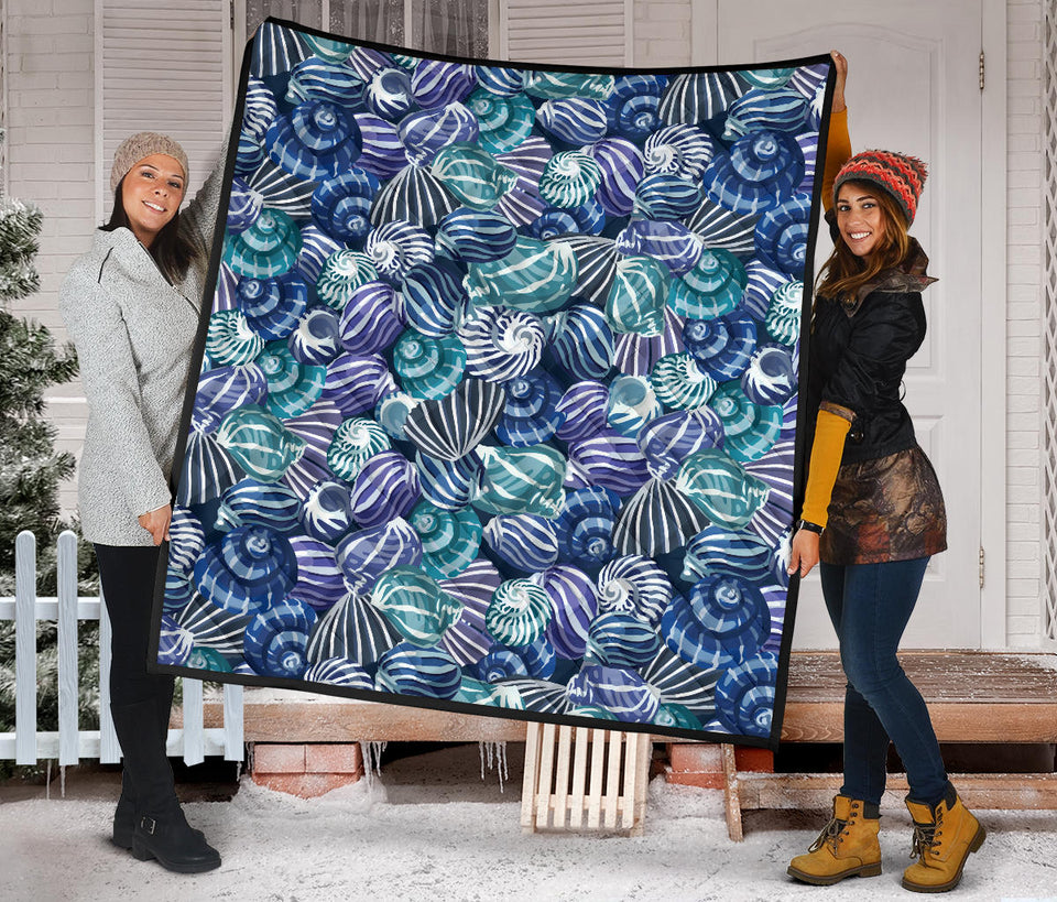 Shell Design Pattern Premium Quilt