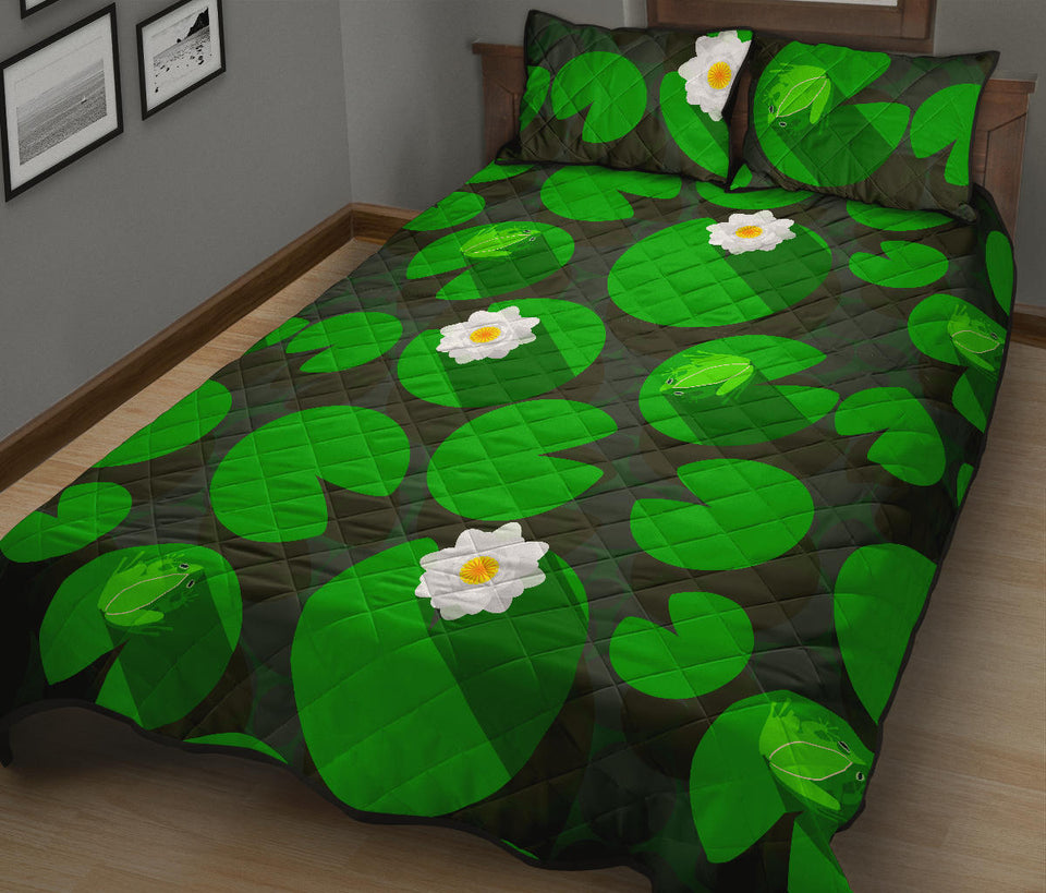 Frog waterlily pattern Quilt Bed Set