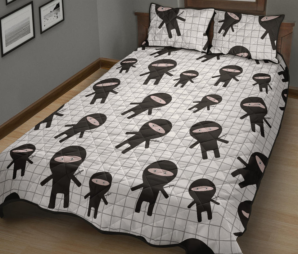 Ninja pattern plaid background Quilt Bed Set