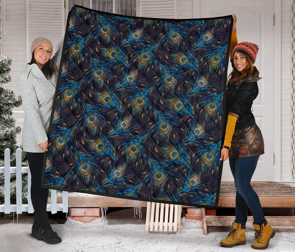 Beautiful Peacock Feather Pattern Premium Quilt