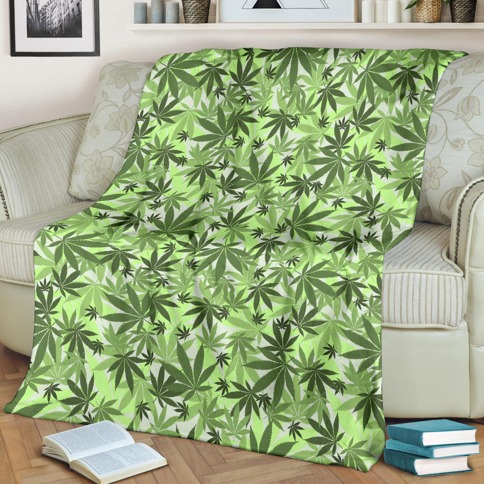 Canabis Marijuana Weed Pattern Print Design 01 Premium Blanket