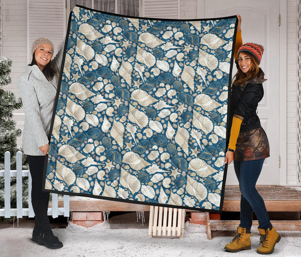 Shell Polynesian Tribal Design Pattern Premium Quilt