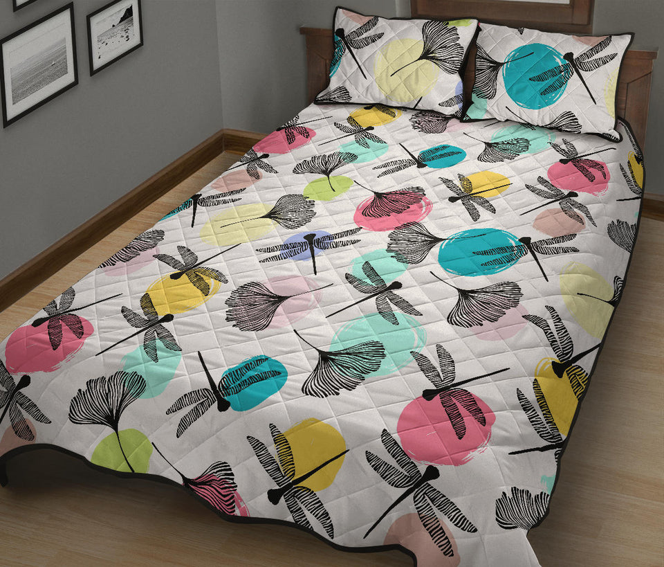 Dragonflies ginkgo leaves pattern Quilt Bed Set