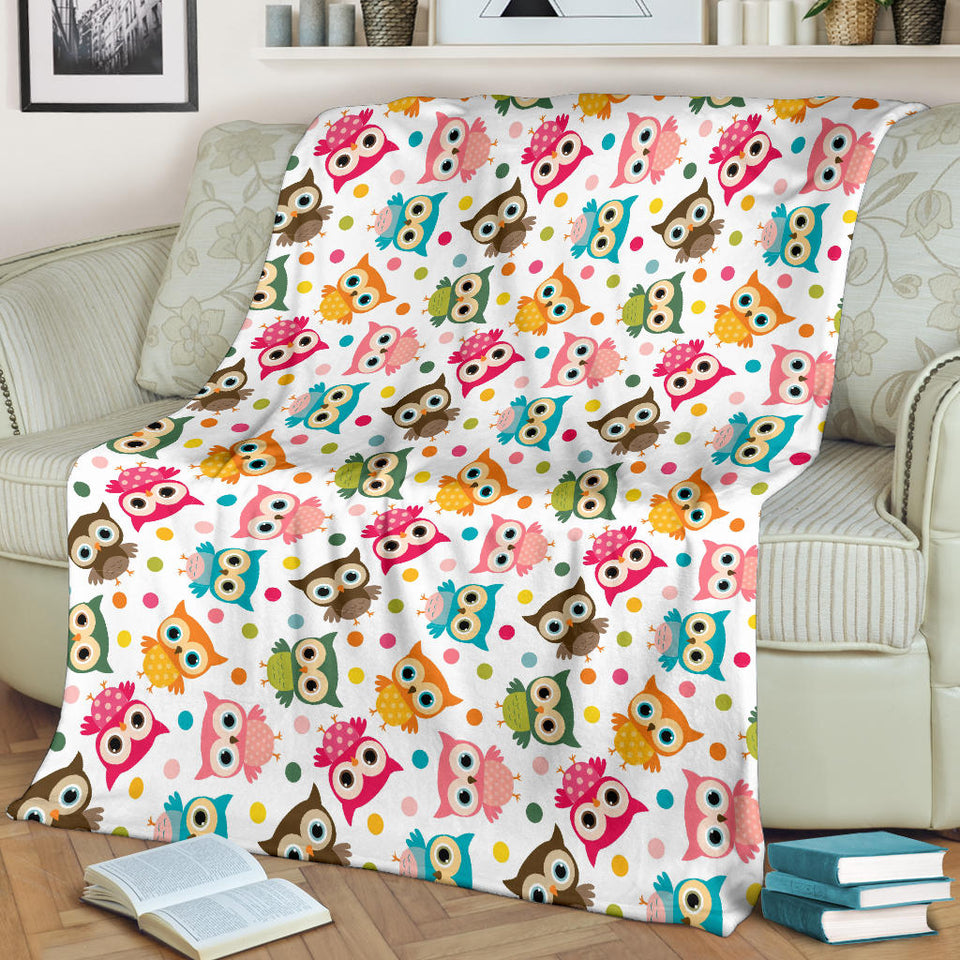 Color Cute Owl Pattern Premium Blanket