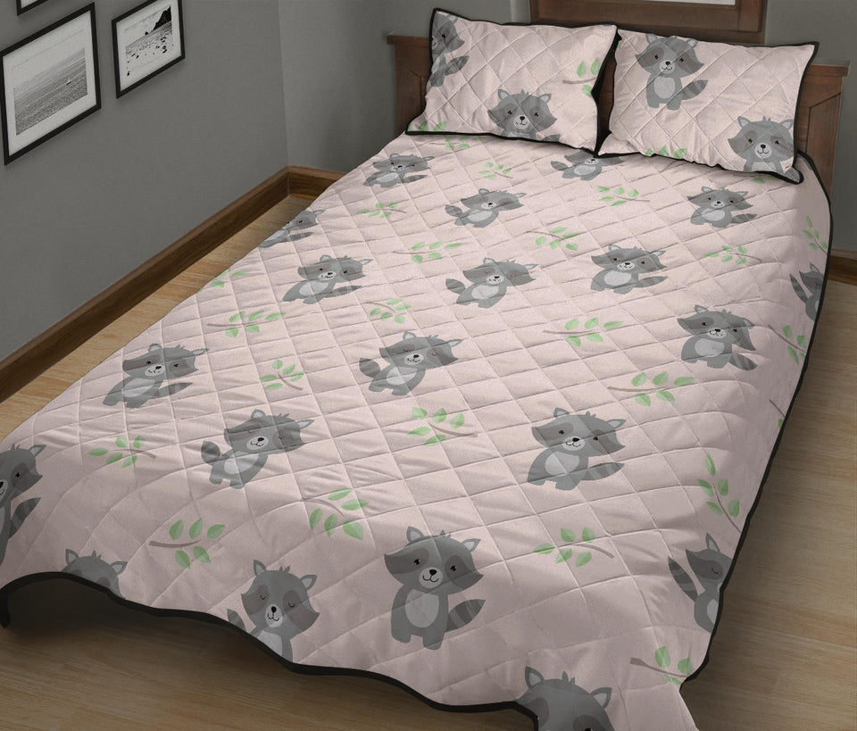 cute raccoons leaves pattern Quilt Bed Set