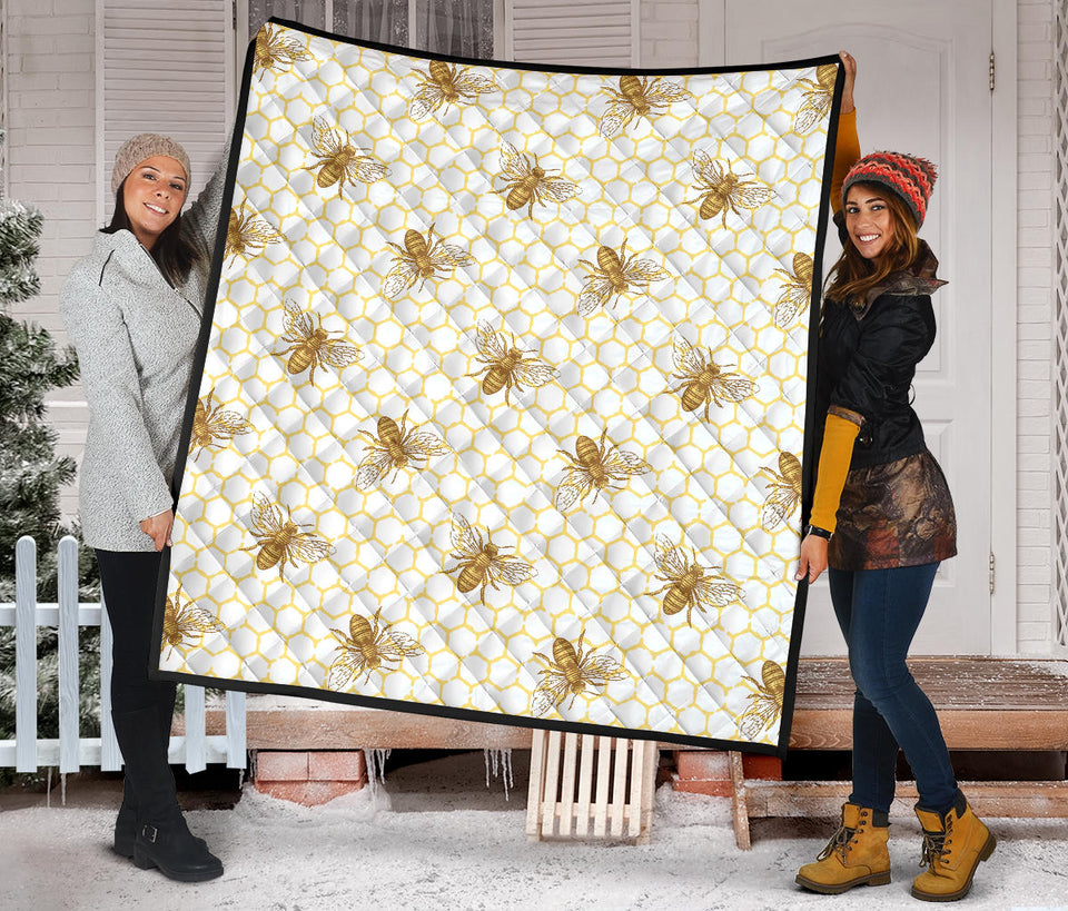 Bee Honeycomb Seamless Design Pattern Premium Quilt