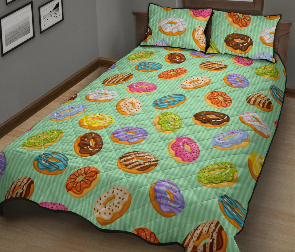 Colorful donut pattern green background Quilt Bed Set