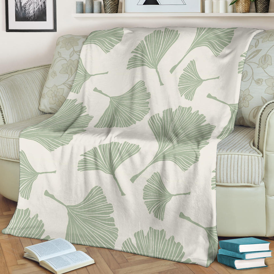Ginkgo Leaves Pattern Premium Blanket