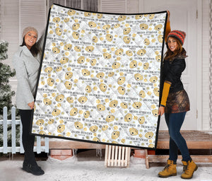 Golden Retriever Pattern Print Design 04 Premium Quilt