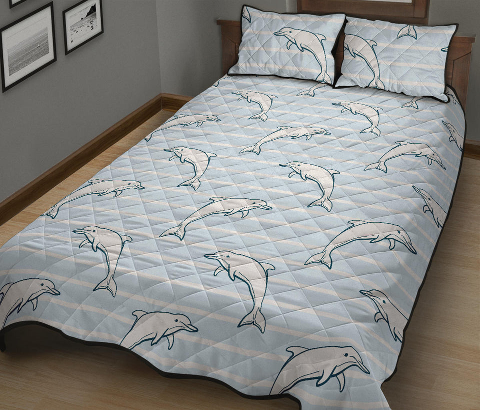 Dolphin Blue Striped Background Quilt Bed Set