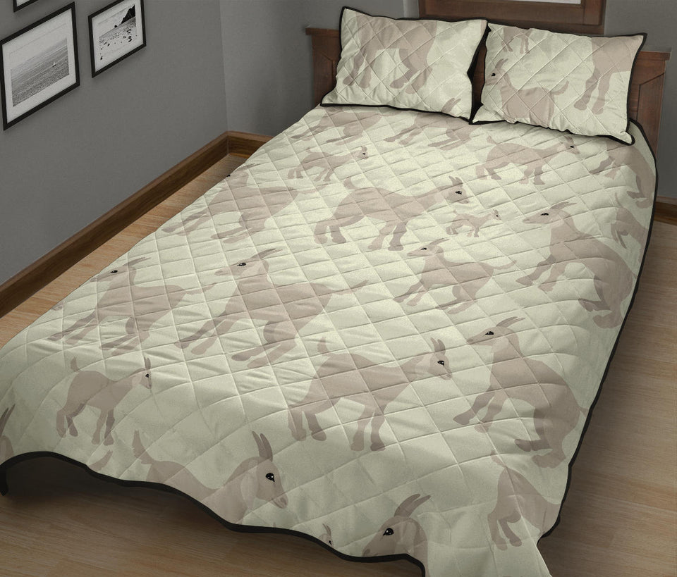 Little young goat pattern Quilt Bed Set
