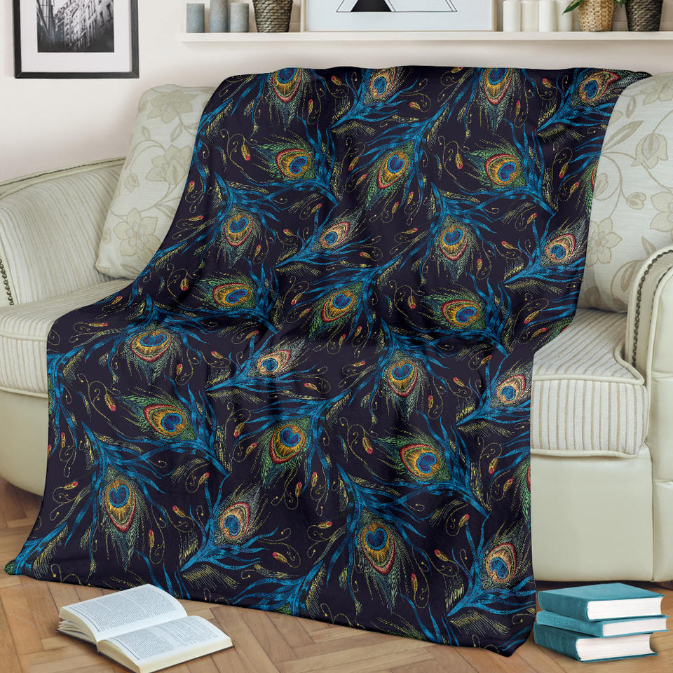 Beautiful Peacock Feather Pattern Premium Blanket