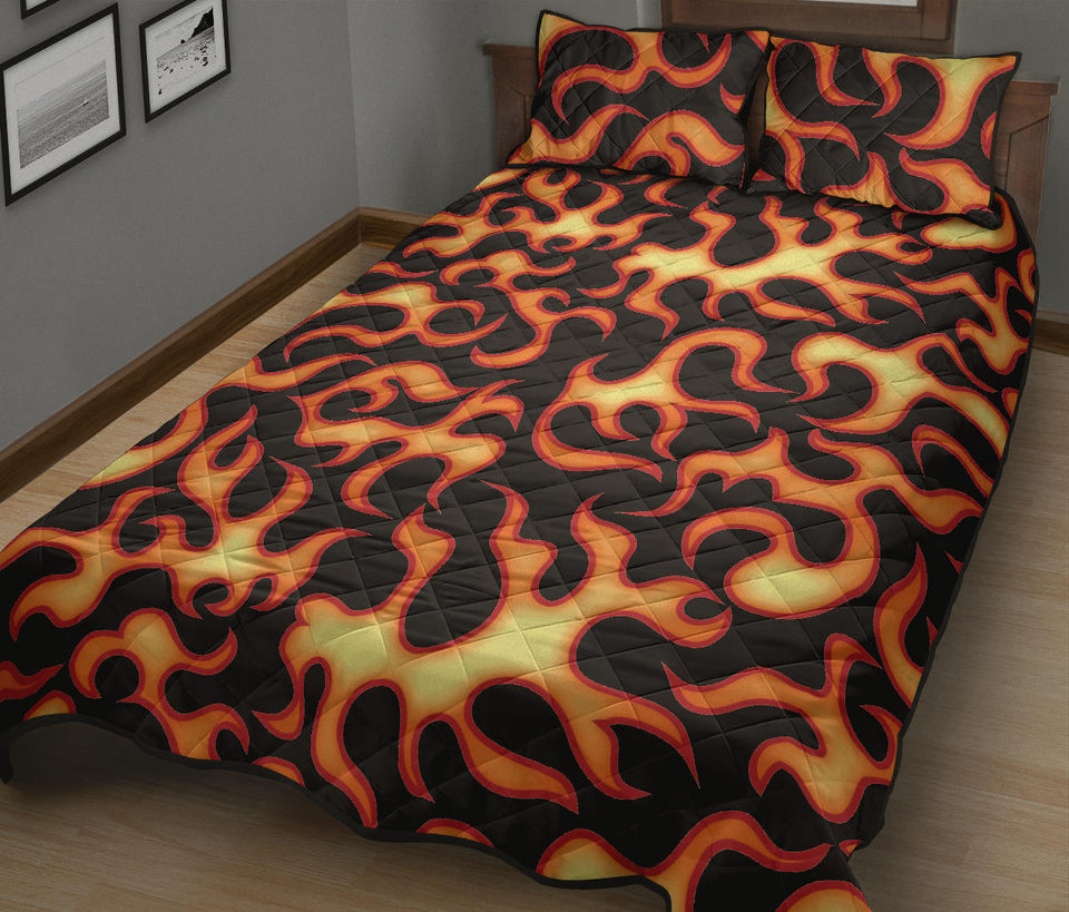 Fire flame dark pattern Quilt Bed Set