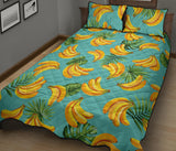 Banana Palm Leaves pattern background Quilt Bed Set