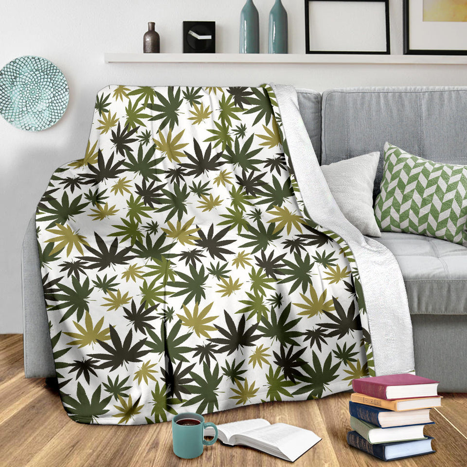 Canabis Marijuana Weed Pattern Print Design 05 Premium Blanket