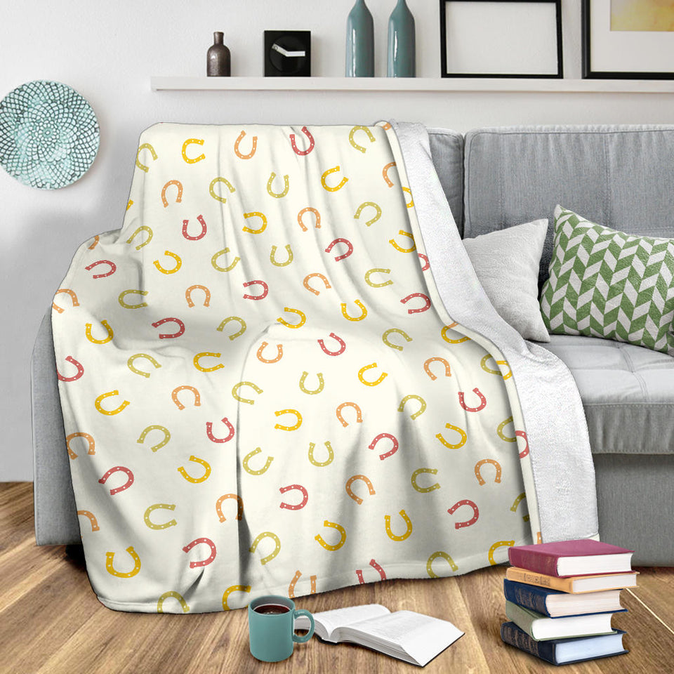 Horseshoes Pattern Print Design 02 Premium Blanket