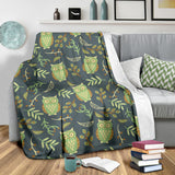 Cute Owls Leaves Pattern Premium Blanket