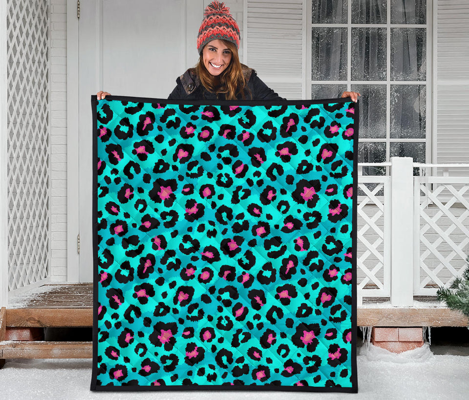 Green Leopard Skin Print Pattern Premium Quilt