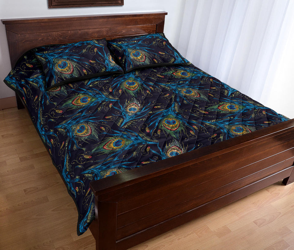 Beautiful peacock feather pattern Quilt Bed Set