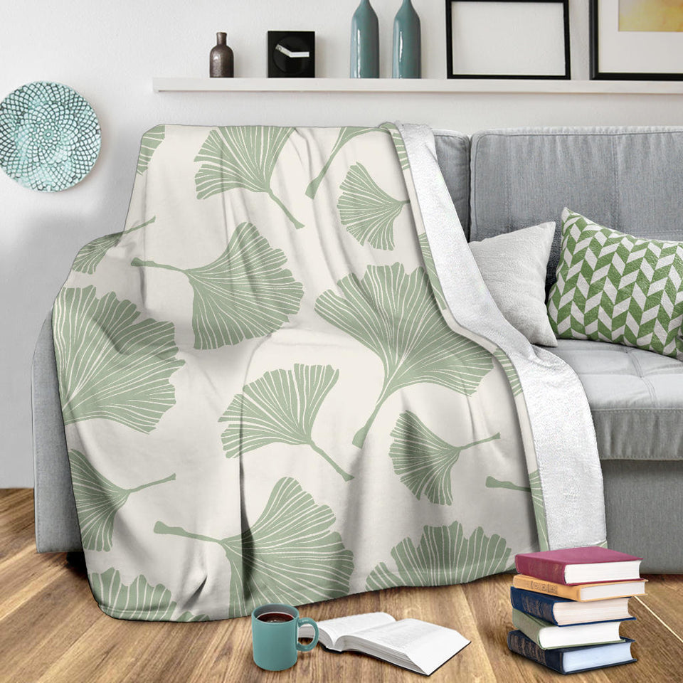 Ginkgo Leaves Pattern Premium Blanket