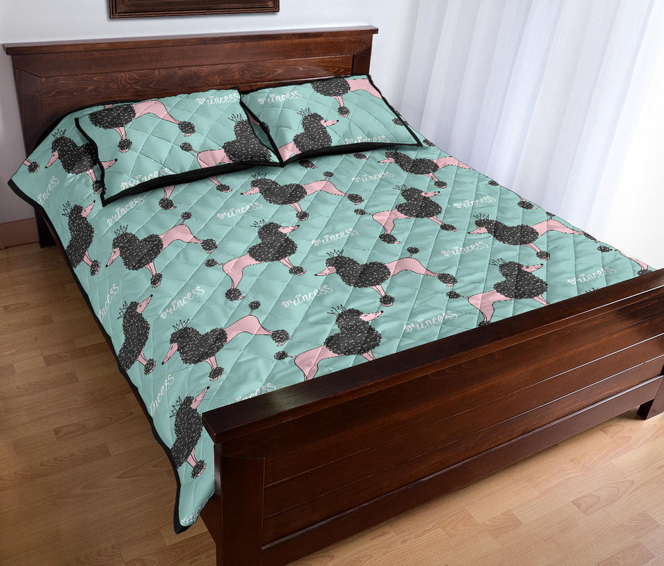 poodle dog green background Quilt Bed Set