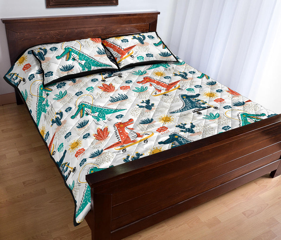 Cute Crocodile Pattern Quilt Bed Set