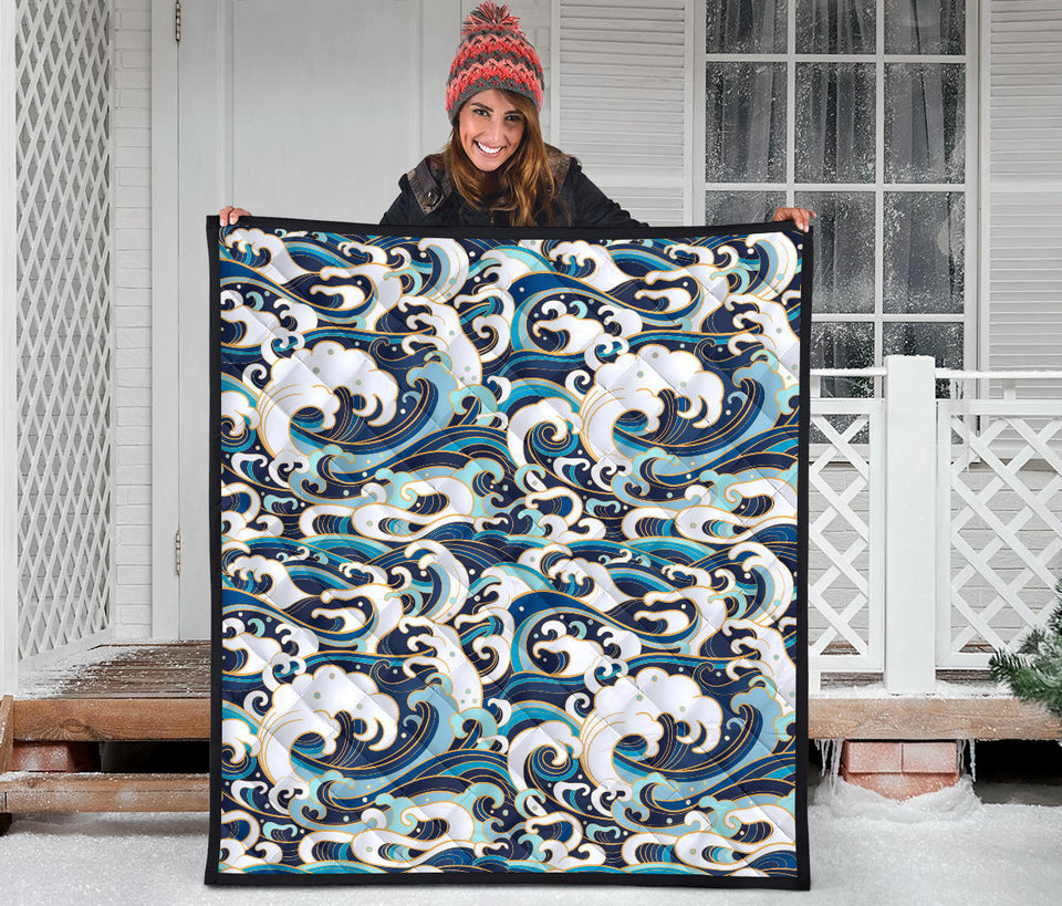 Japanese Wave Pattern Premium Quilt