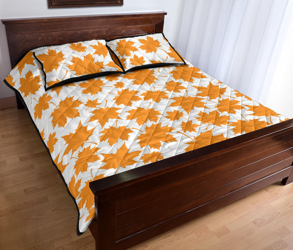 Orange Maple Leaf pattern Quilt Bed Set