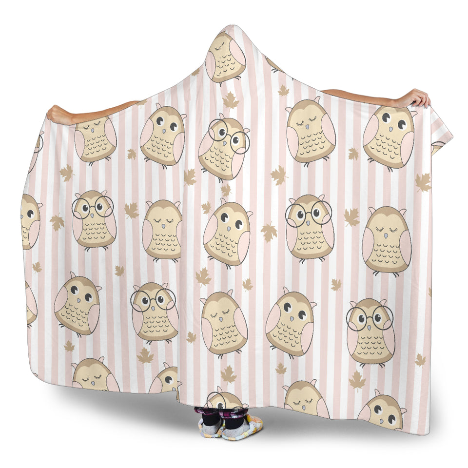 Cute Owl Leaf Hooded Blanket