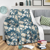 Shell Polynesian Tribal Design Pattern Premium Blanket