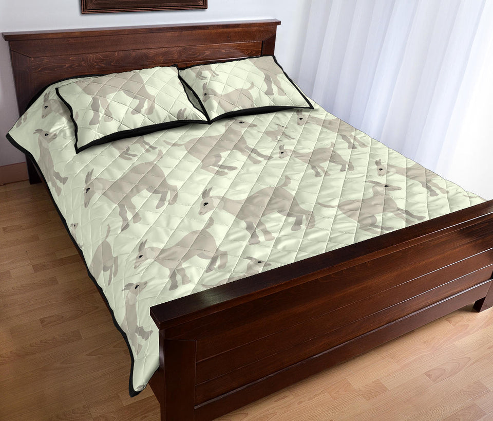 Little young goat pattern Quilt Bed Set