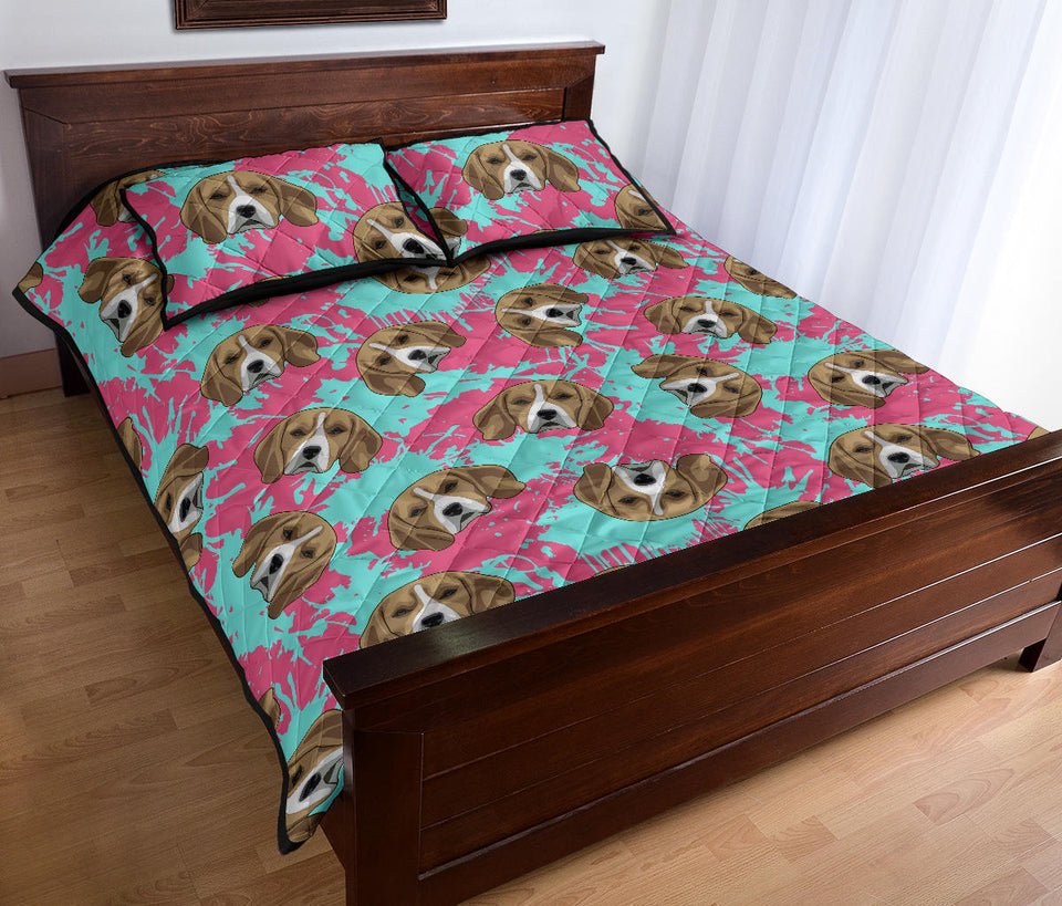 Beagle muzzles turquoise paint splashes pink pattern Quilt Bed Set