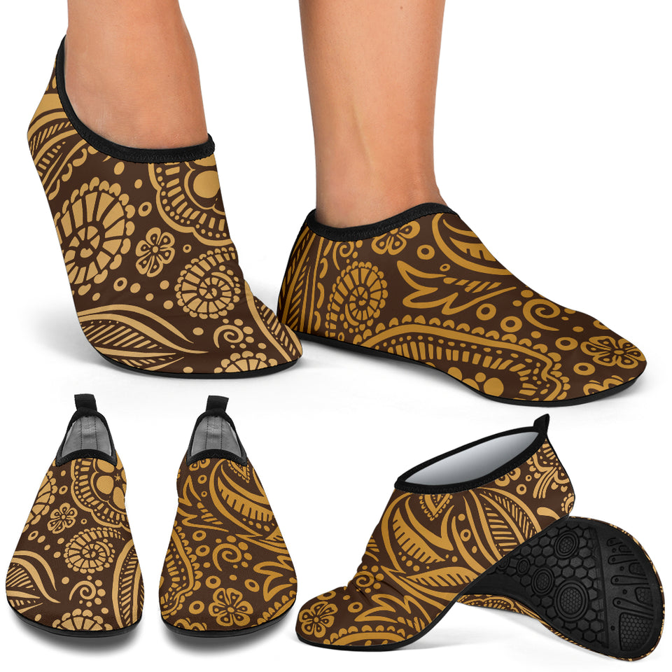 Cocoa Beans Tribal Polynesian Pattern Background Aqua Shoes