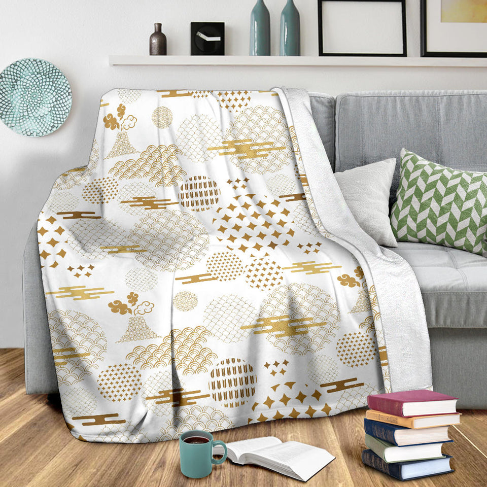 Beautiful Gold Japanese Pattern Premium Blanket
