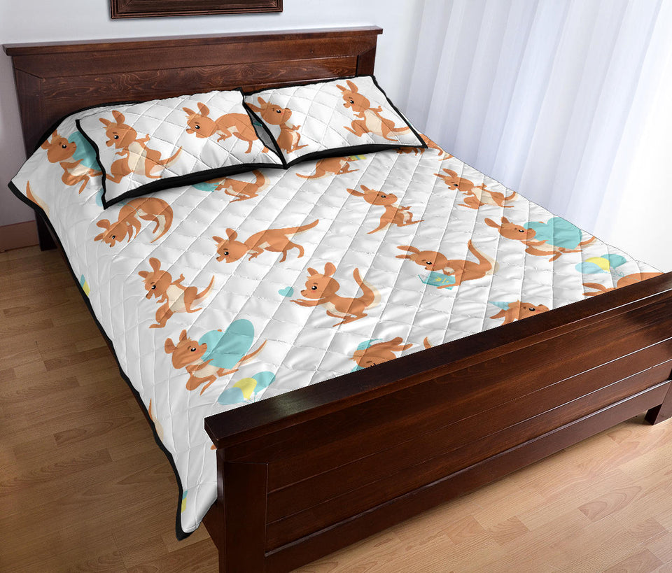 Cute Kangaroo pattern Quilt Bed Set